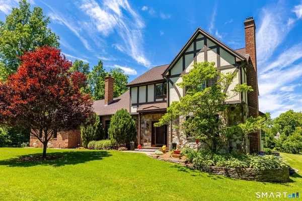 $699,900 | 32 Oak Farms Road, Andover, CT 06232