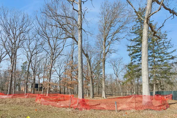 $999,000 | 396 Forest Edge Drive, Glencoe, IL 60022