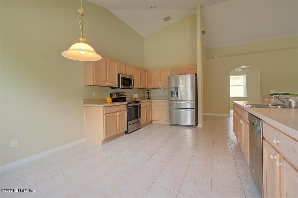 1052 Ridgewood Lane St. Augustine, FL 32086 - Photo 8 of 21 kitchen