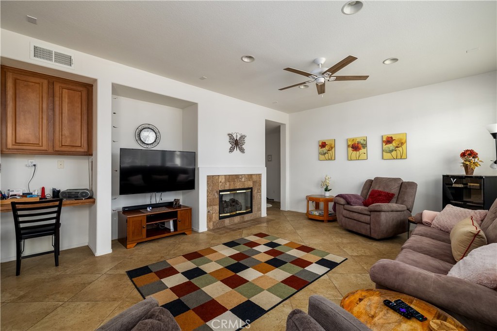 27075 Comet View Court Menifee, CA 92585 - Photo 14 of 34