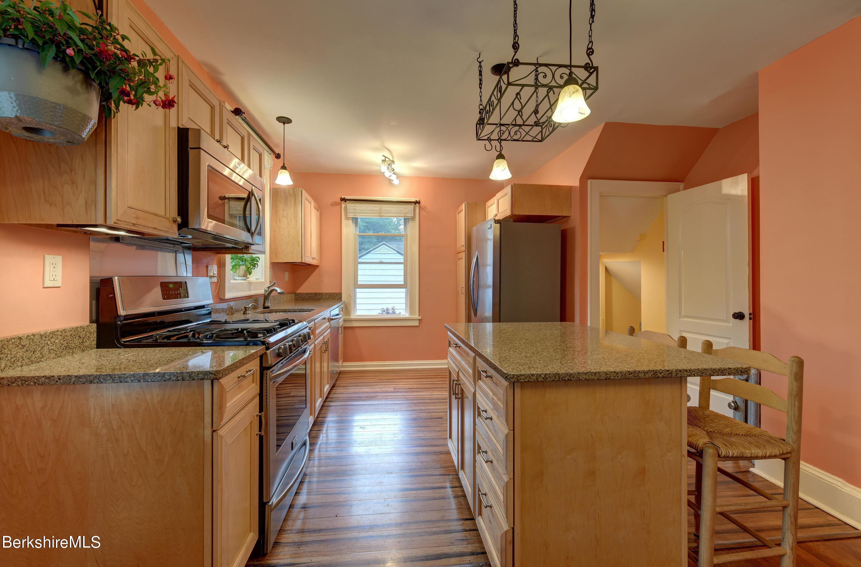 242 State Road Great Barrington, MA 01230 - Photo 13 of 31 30 Kitchen