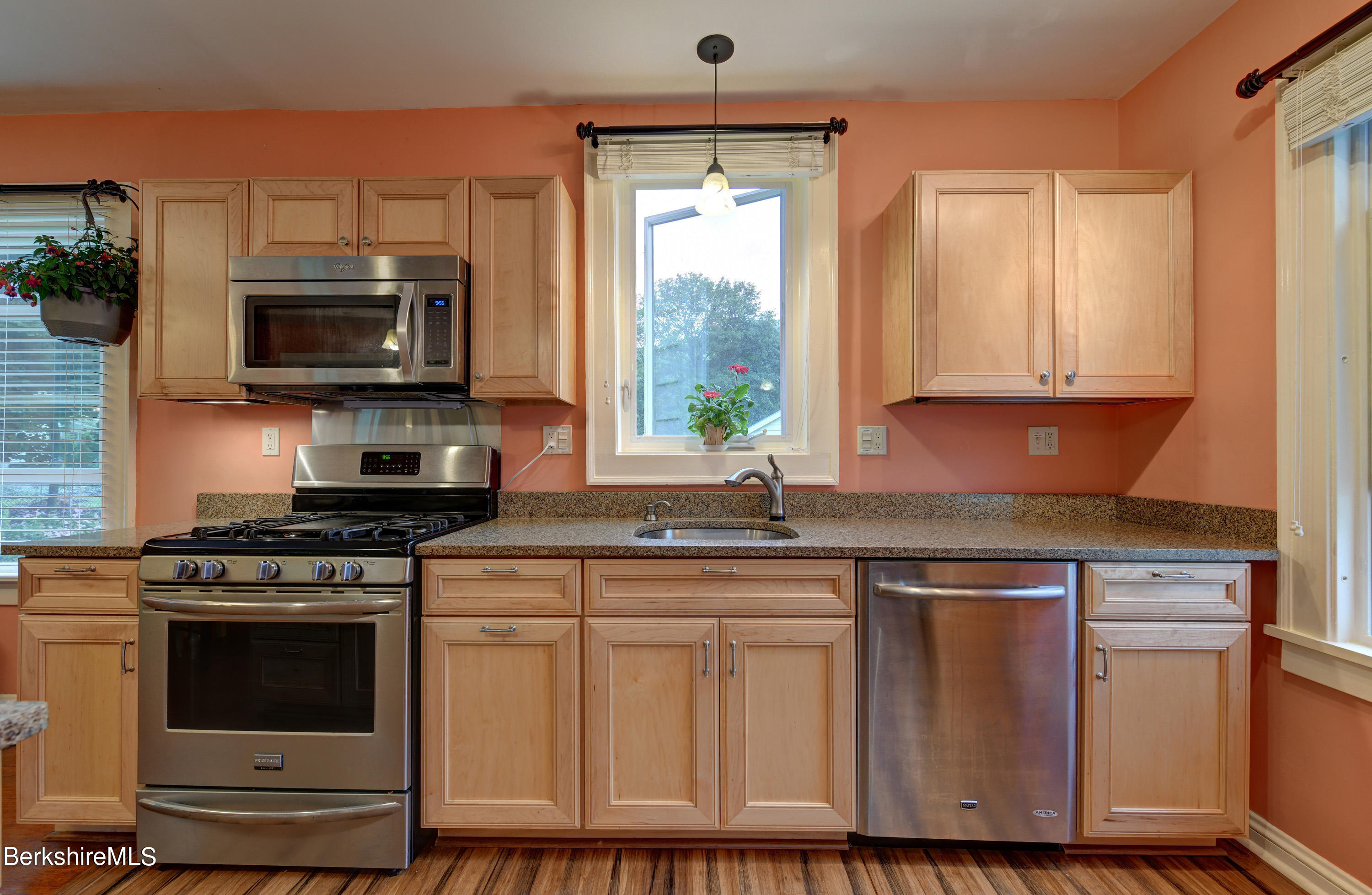 242 State Road Great Barrington, MA 01230 - Photo 14 of 31 32 Kitchen