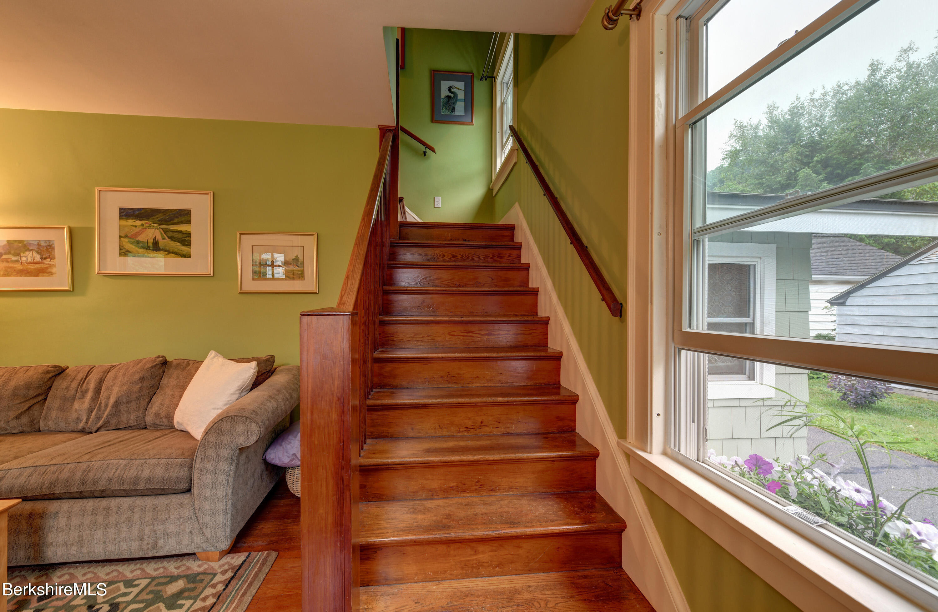 242 State Road Great Barrington, MA 01230 - Photo 9 of 31 42 Stairway