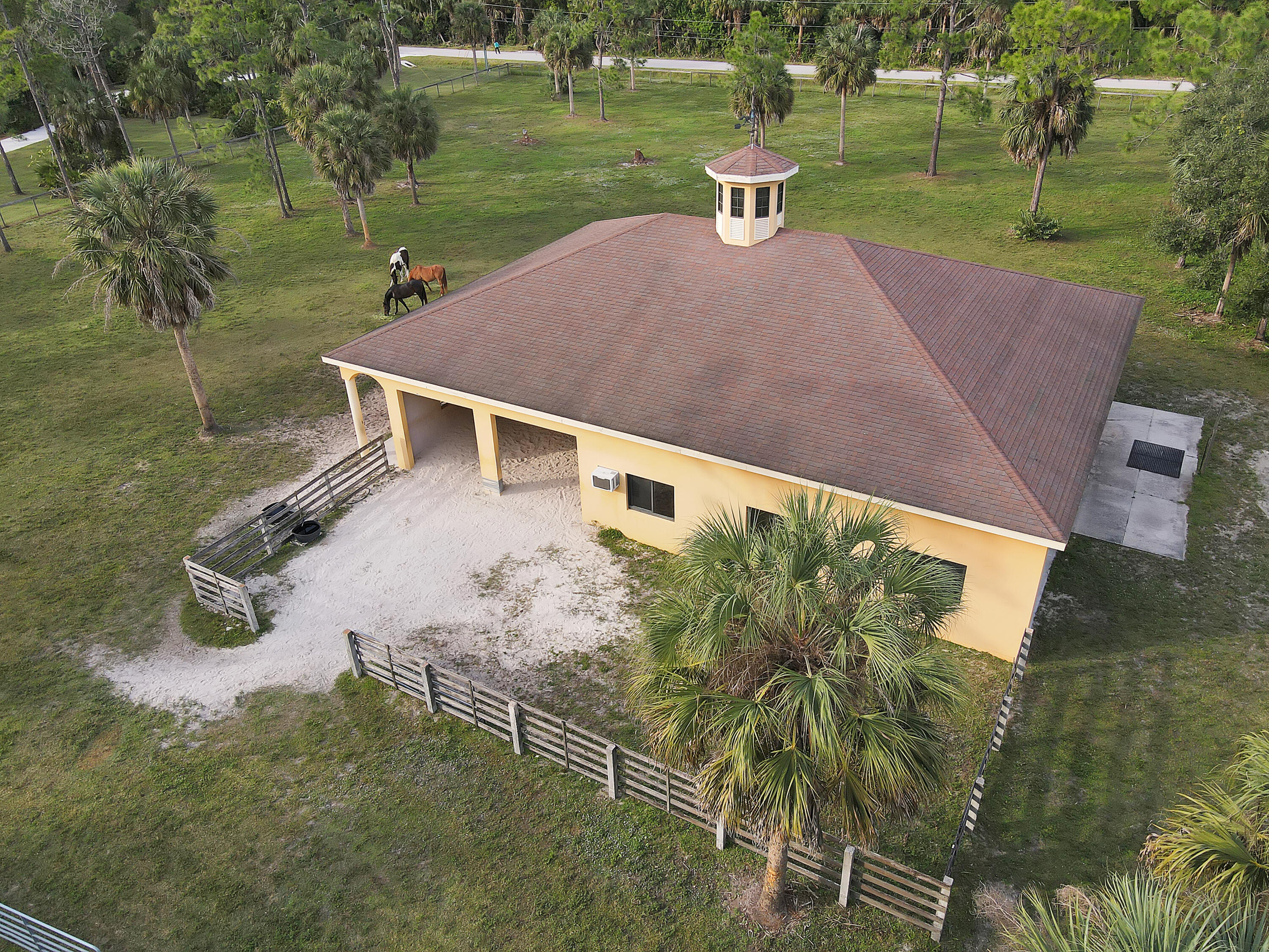 14600 Fritchey Road Naples, FL 34114 - Photo 34 of 44 a view of a backyard with lake view