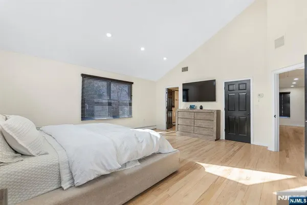 $950,000 | 45 Highland Avenue, Emerson, NJ 07630