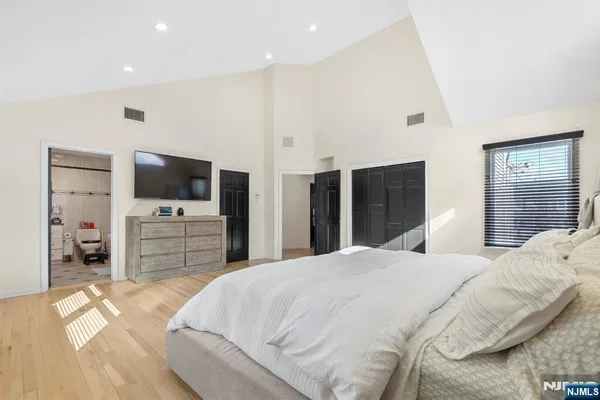 $950,000 | 45 Highland Avenue, Emerson, NJ 07630