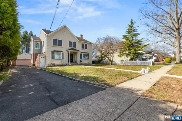 $950,000 | 45 Highland Avenue, Emerson, NJ 07630