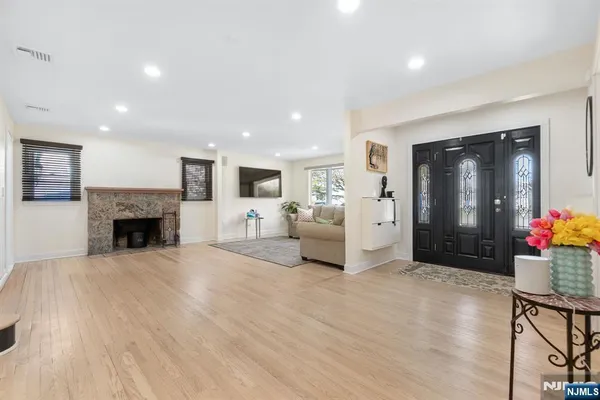 $950,000 | 45 Highland Avenue, Emerson, NJ 07630