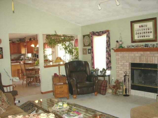 541 Barley Ridge Trail Freeport, IL 61032 - Photo 3 of 9 Gallery Image 3