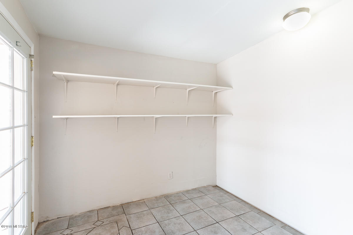 7761 North Rasmussen Avenue Tucson, AZ 85741 - Photo 16 of 23 a view of an empty room