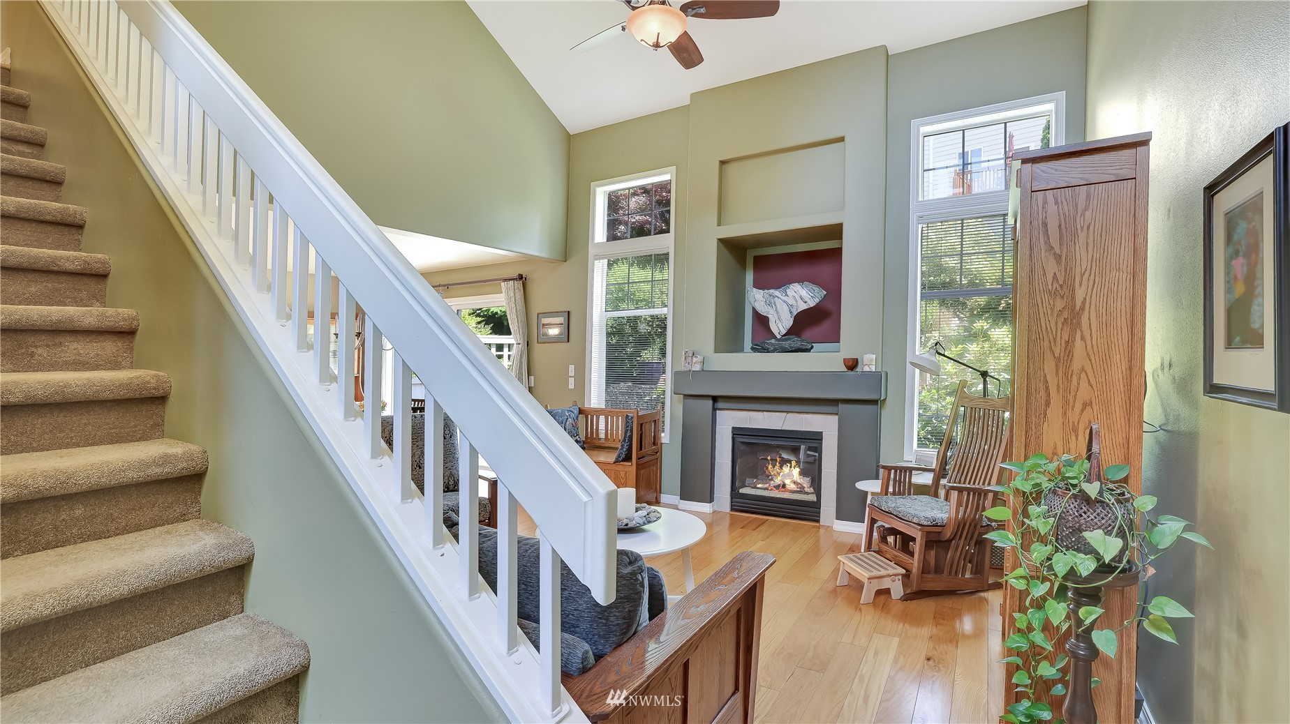 556 Elma Place Northeast Renton, WA 98059 - Photo 12 of 36 Gallery Image 12