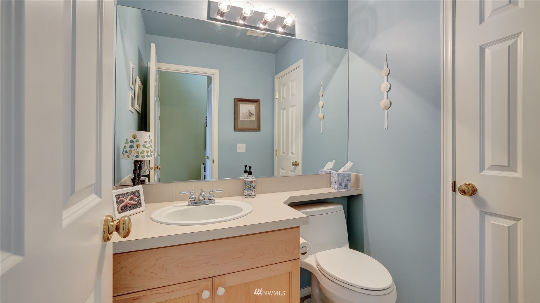556 Elma Place Northeast Renton, WA 98059 - Photo 16 of 36 Gallery Image 16