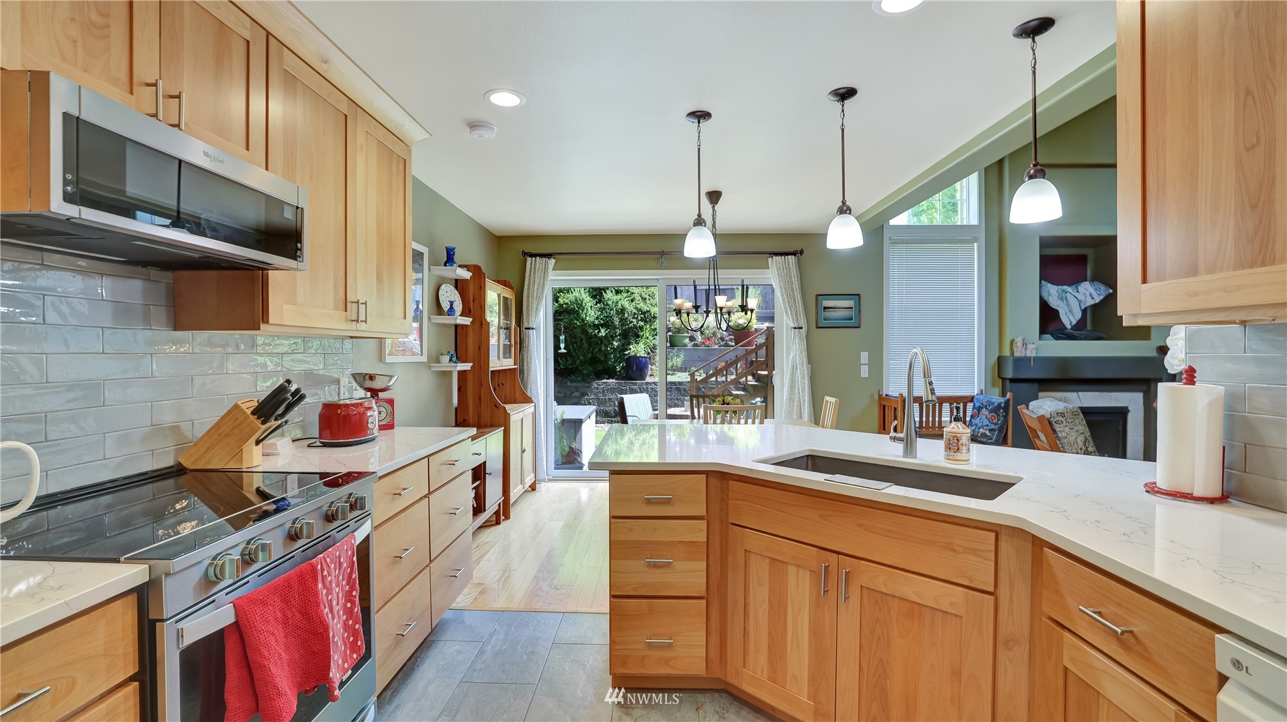 556 Elma Place Northeast Renton, WA 98059 - Photo 19 of 36 Gallery Image 19