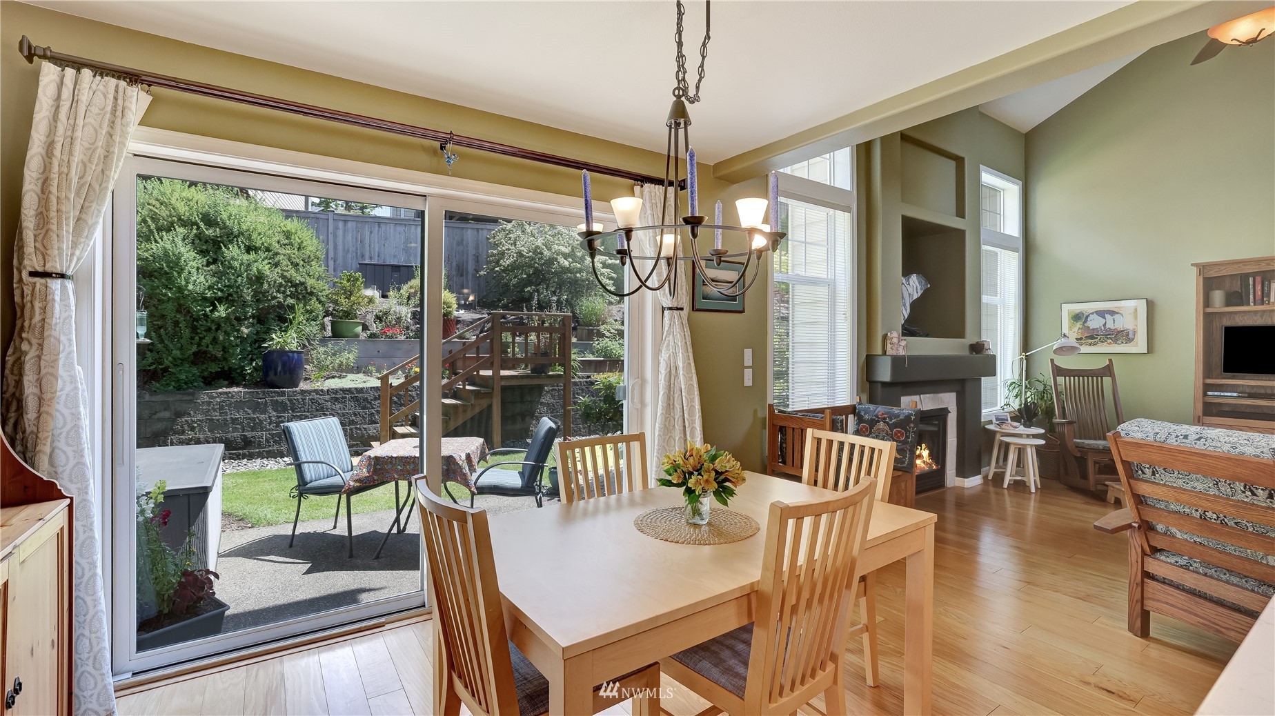556 Elma Place Northeast Renton, WA 98059 - Photo 21 of 36 Gallery Image 21