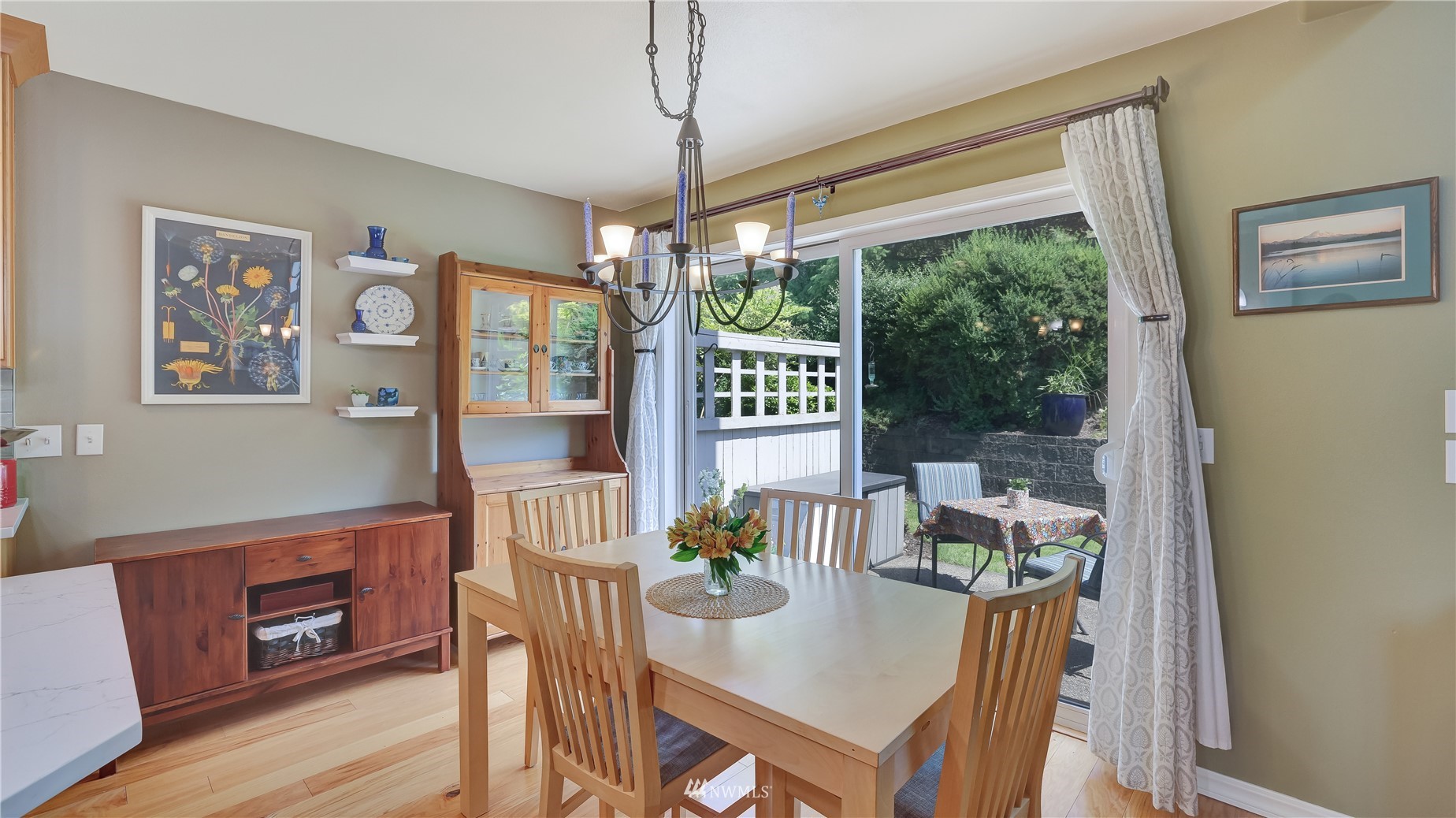 556 Elma Place Northeast Renton, WA 98059 - Photo 22 of 36 Gallery Image 22