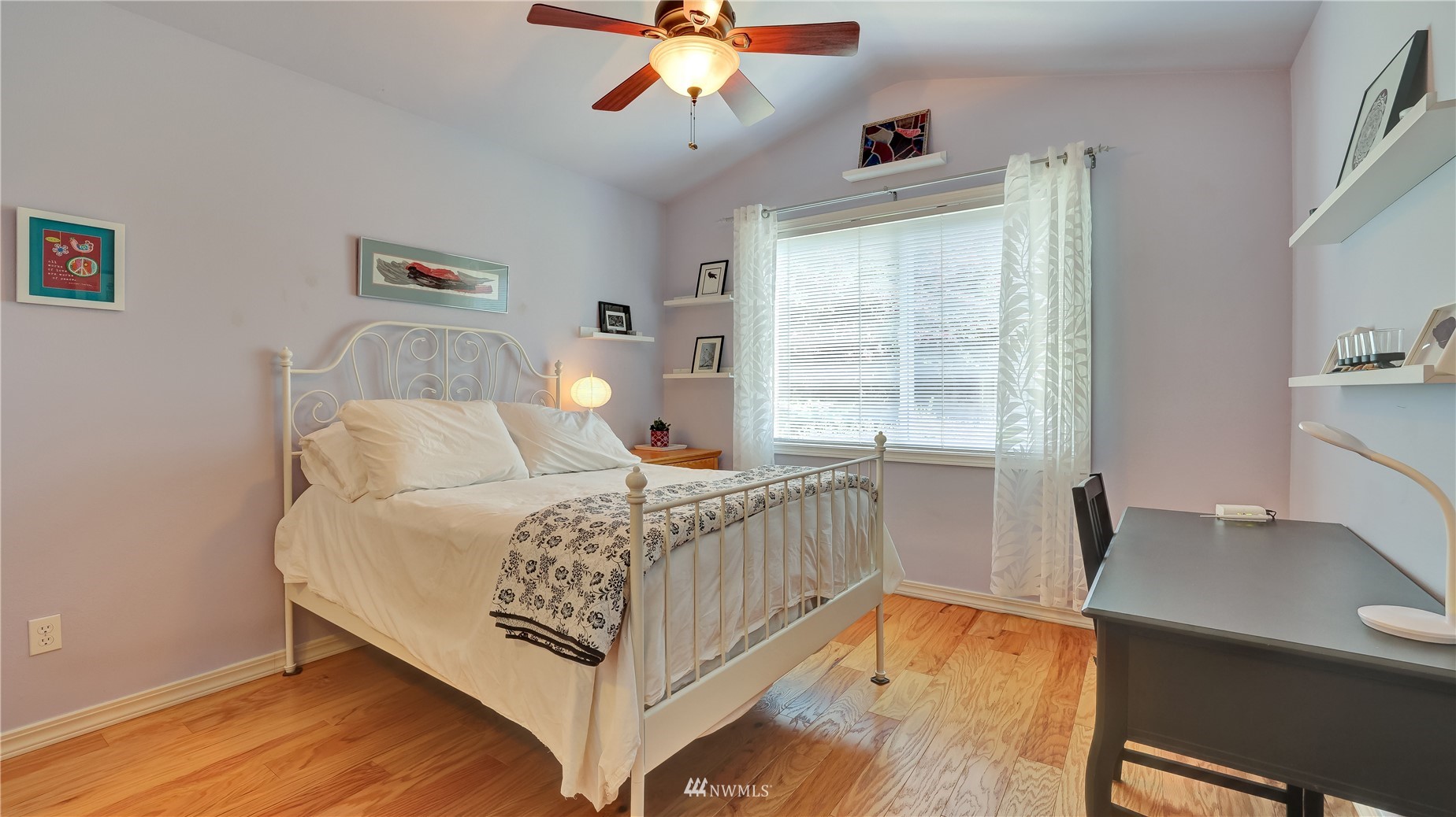 556 Elma Place Northeast Renton, WA 98059 - Photo 23 of 36 Gallery Image 23