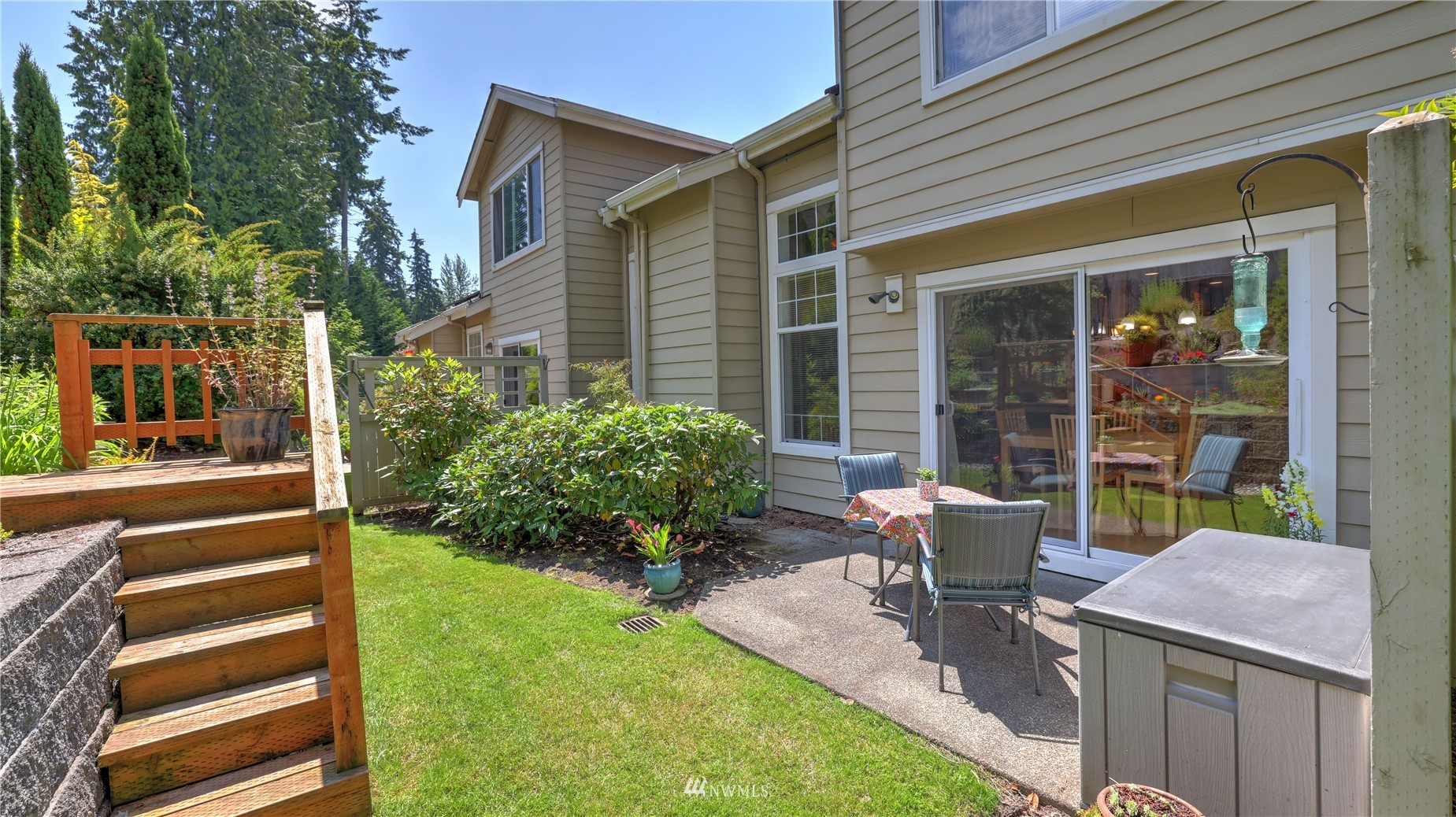 556 Elma Place Northeast Renton, WA 98059 - Photo 31 of 36 Gallery Image 31