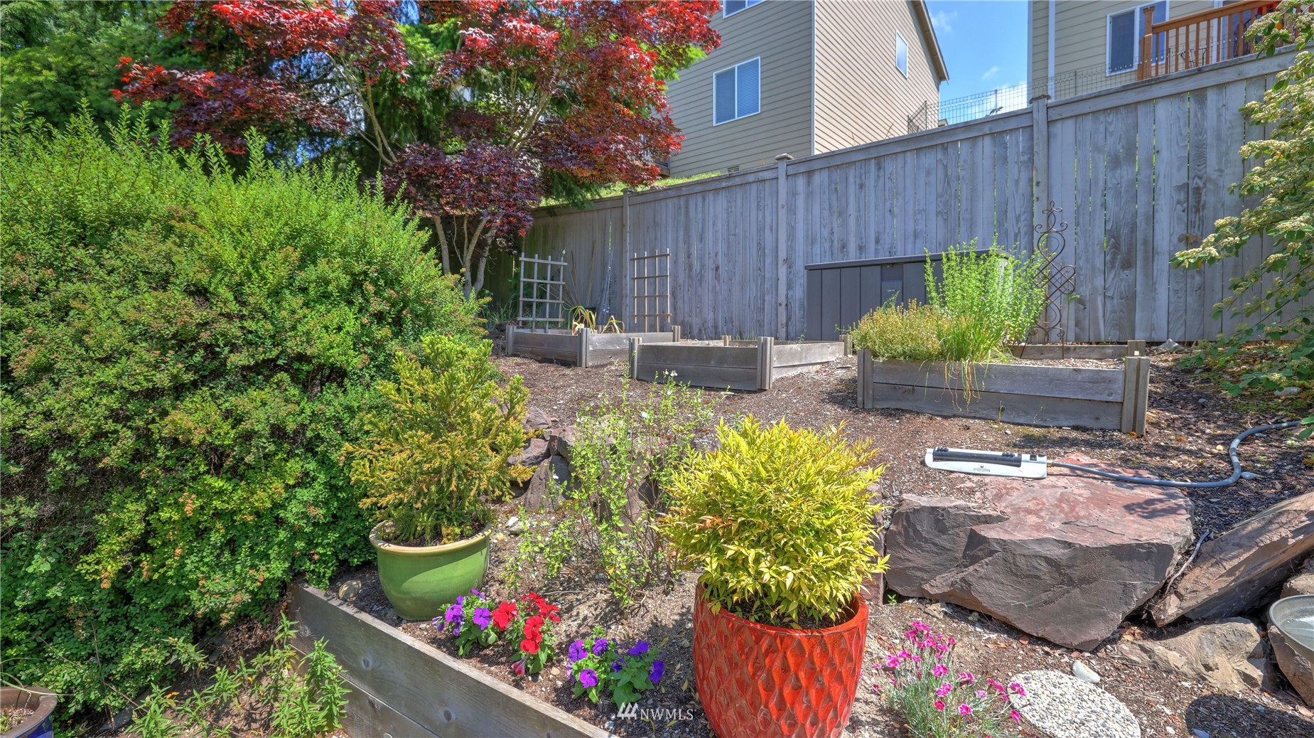 556 Elma Place Northeast Renton, WA 98059 - Photo 32 of 36 Gallery Image 32