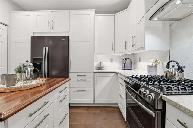 $425,000 | 3047 Lenox Road Northeast, Unit 1108, Atlanta, GA 30324