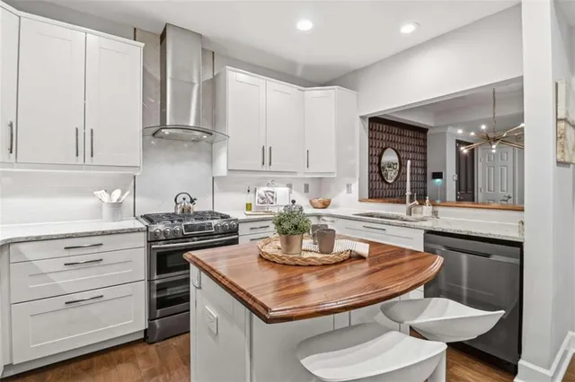 $425,000 | 3047 Lenox Road Northeast, Unit 1108, Atlanta, GA 30324