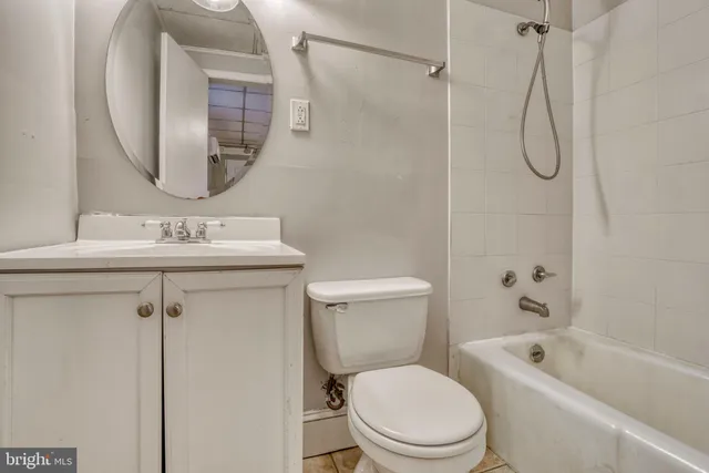 $1,100 | 1208 North Calvert Street, Unit 8, Baltimore, MD 21202