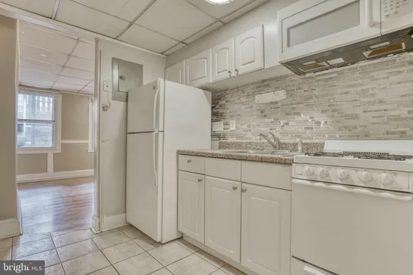 $1,000 | 1208 North Calvert Street, Unit 8, Baltimore, MD 21202