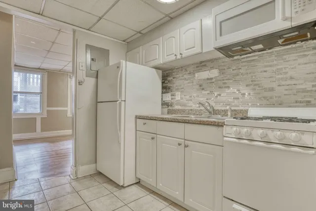 $1,100 | 1208 North Calvert Street, Unit 8, Baltimore, MD 21202