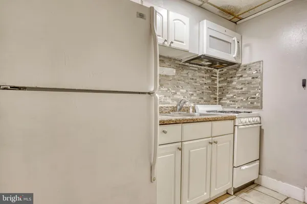 $1,000 | 1208 North Calvert Street, Unit 8, Baltimore, MD 21202