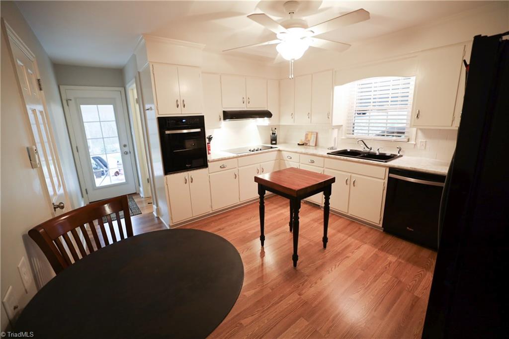 711 Country Club Road Mount Airy, NC 27030 - Photo 10 of 30 Gallery Image 10