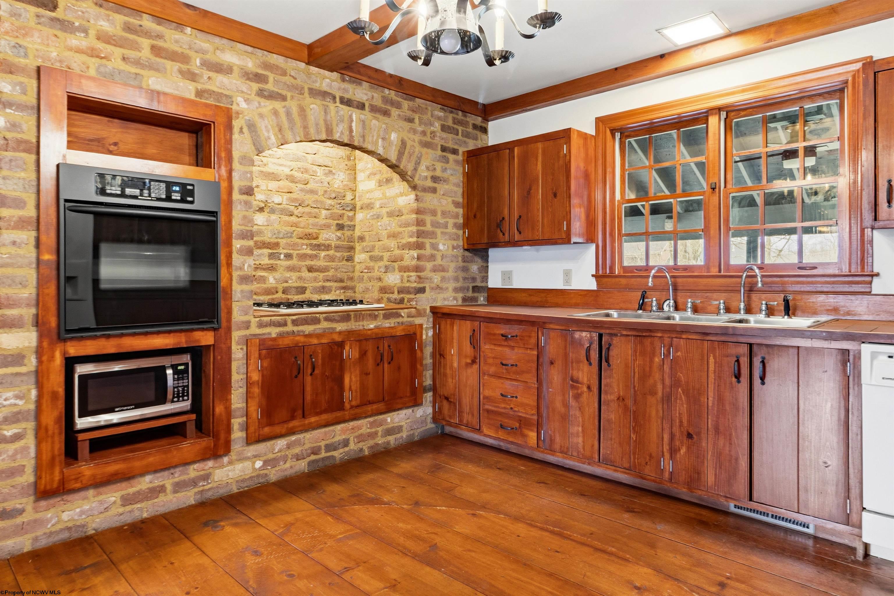 151 Cameron Road Clarksburg, WV 26301 - Photo 19 of 50 Gallery Image 19