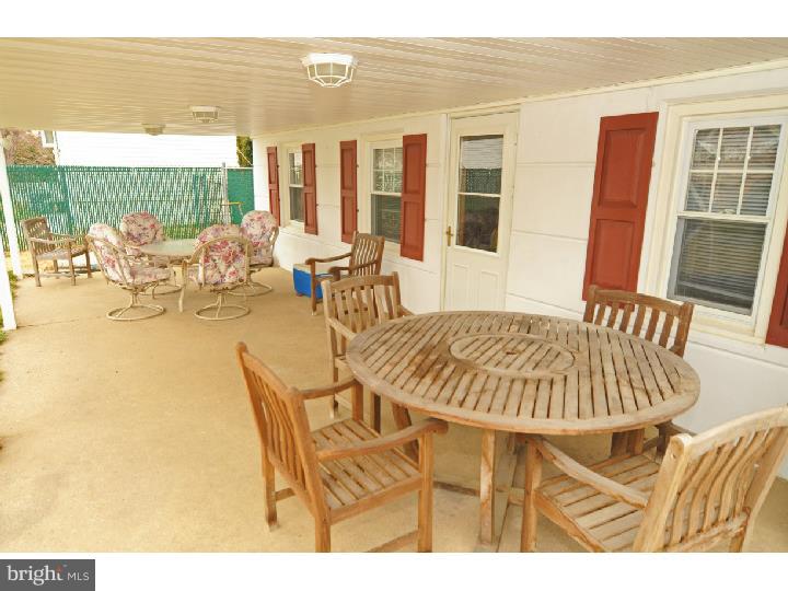 628 Kismet Road Philadelphia, PA 19115 - Photo 18 of 22 Patio