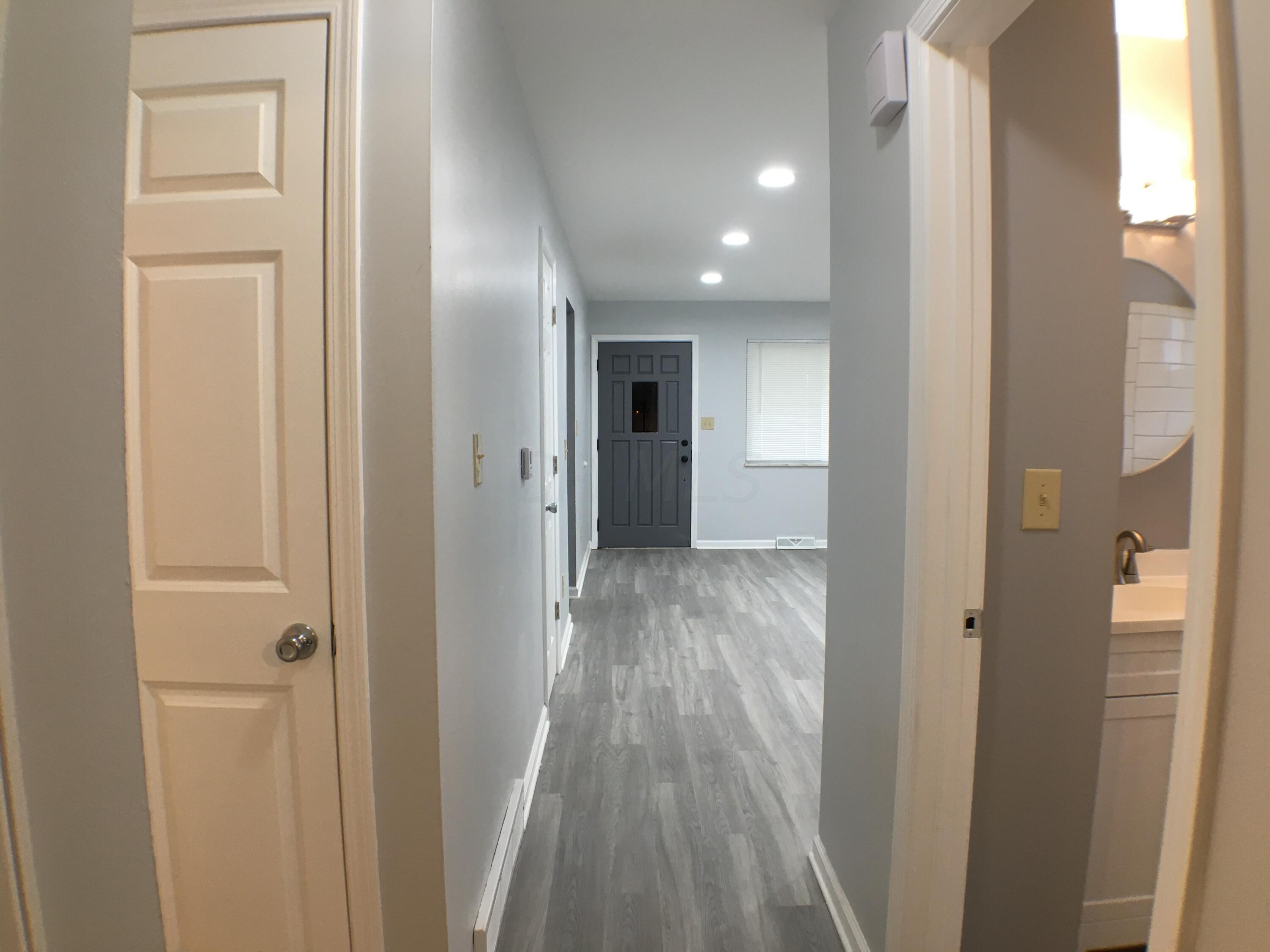 2146 Gerbert Road Columbus, OH 43211 - Photo 11 of 24 IMG_1341