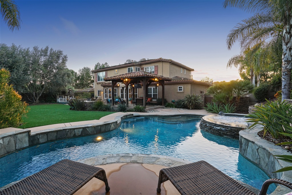 835 Stratford Knoll Encinitas, CA 92024 - Photo 3 of 25