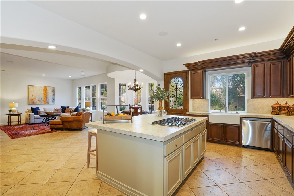 835 Stratford Knoll Encinitas, CA 92024 - Photo 8 of 25