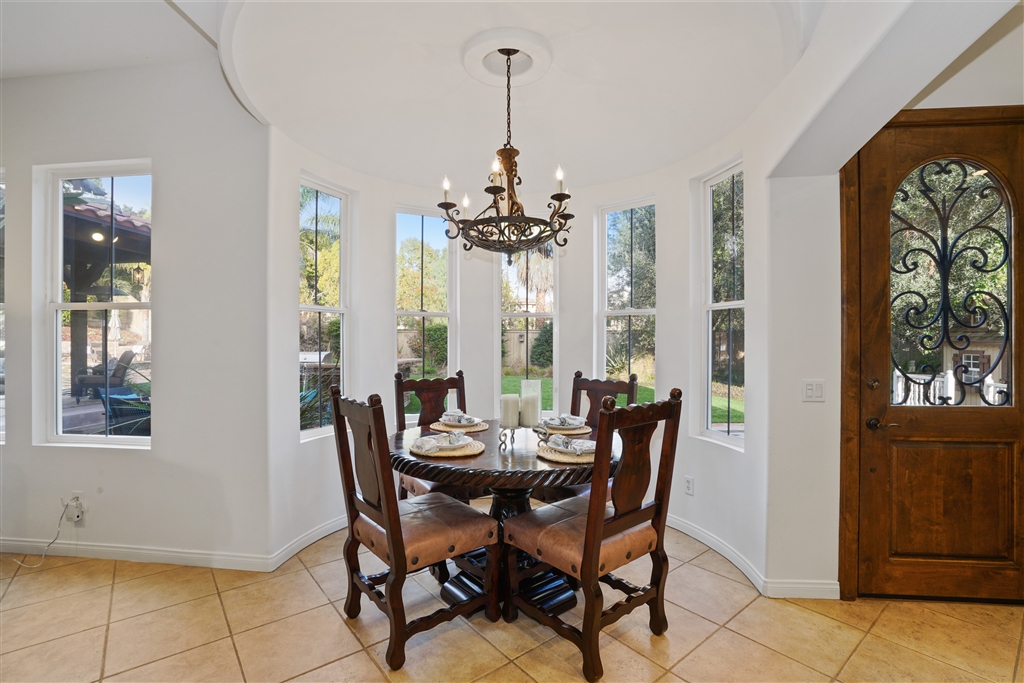 835 Stratford Knoll Encinitas, CA 92024 - Photo 9 of 25