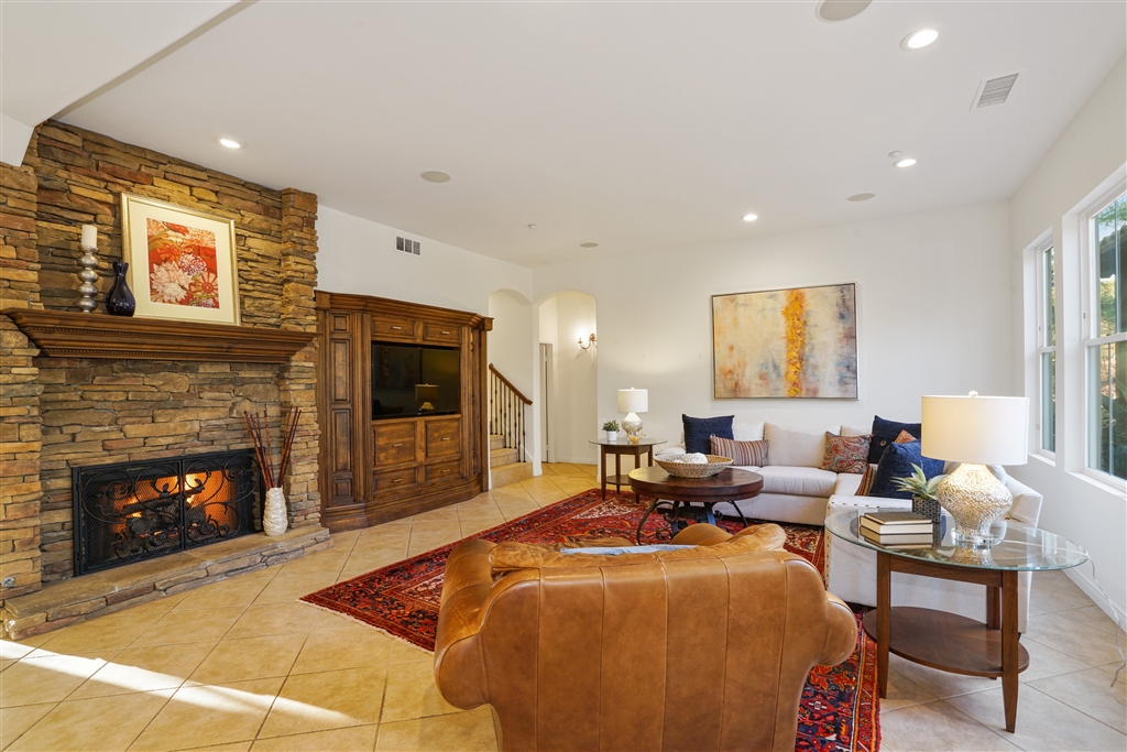 835 Stratford Knoll Encinitas, CA 92024 - Photo 10 of 25