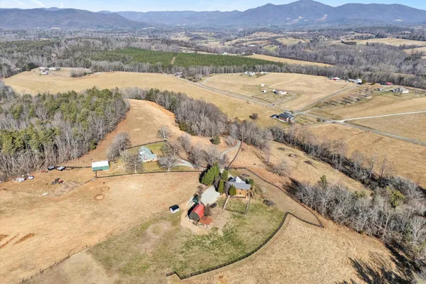 $774,900 | 2972 Algoma Road, Boones Mill, VA 24065