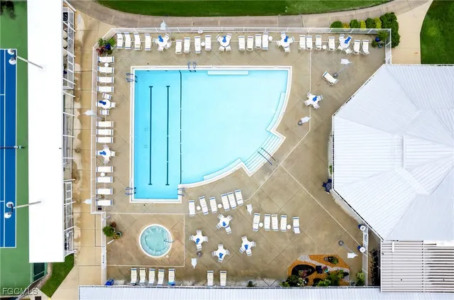 a view of a entryway