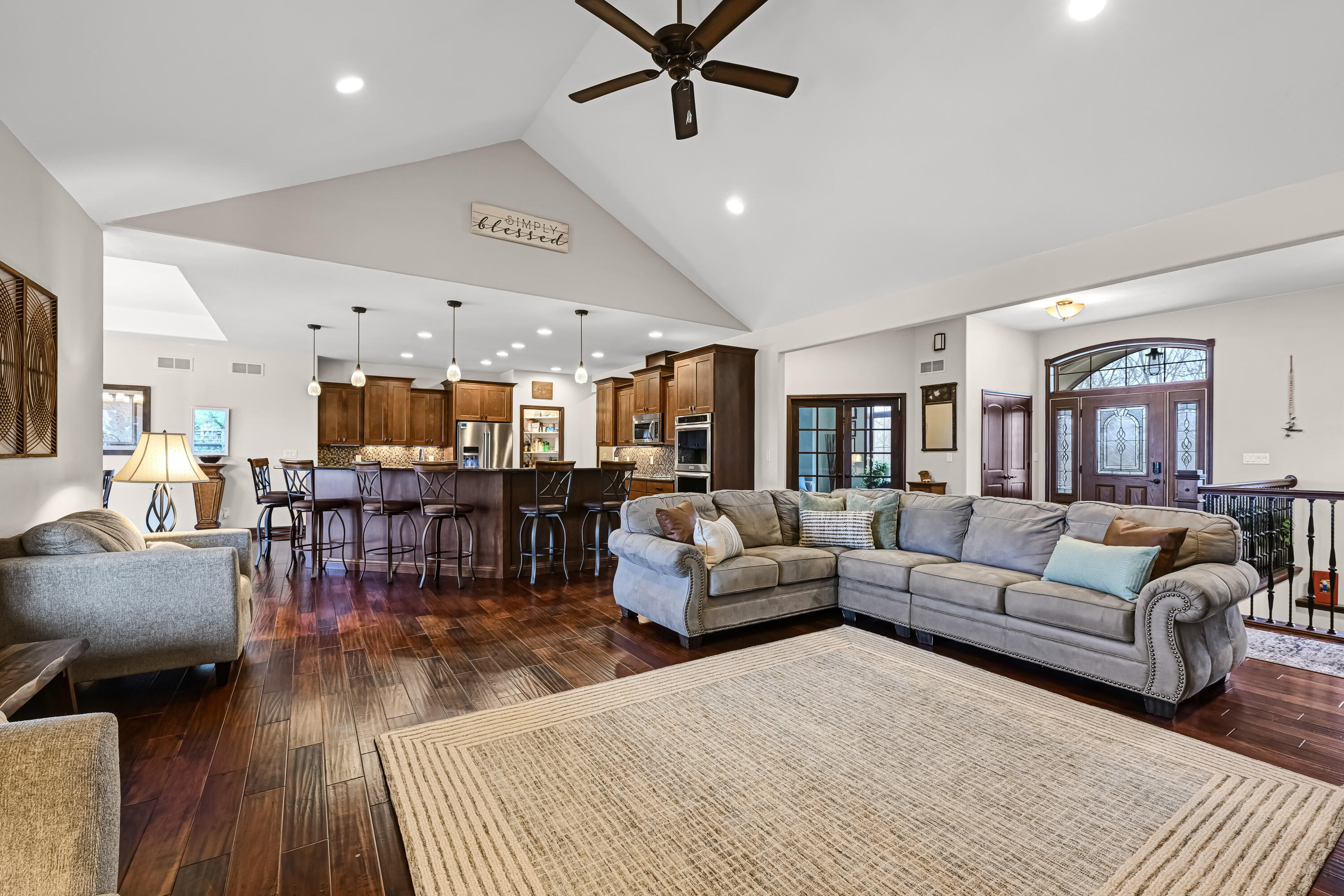 4722 West Oakwood Road Franklin, WI 53132 - Photo 11 of 41 Open Concept