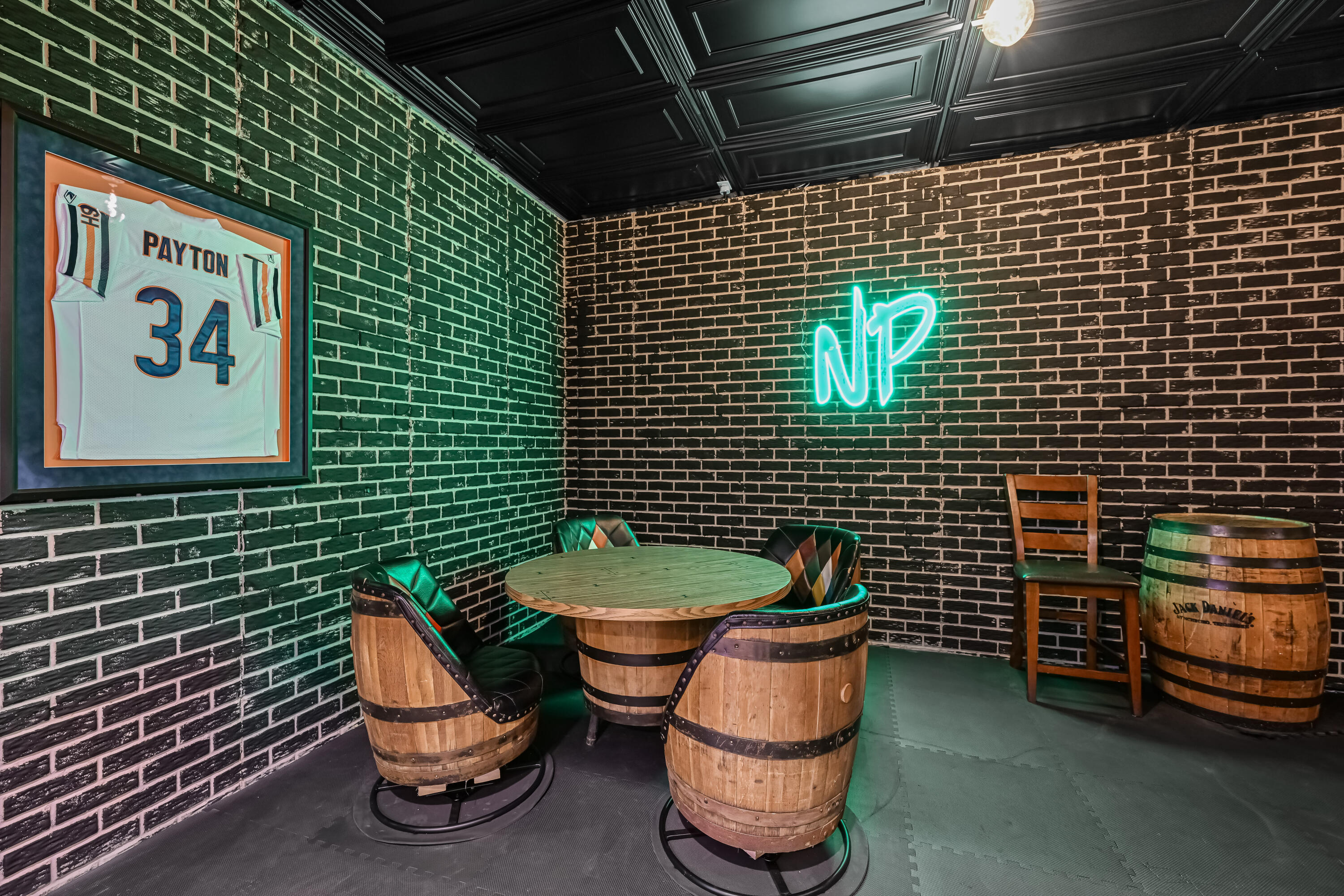 4722 West Oakwood Road Franklin, WI 53132 - Photo 31 of 41 Golf Simulator Room