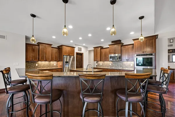$1,425,000 | 4722 West Oakwood Road, Franklin, WI 53132