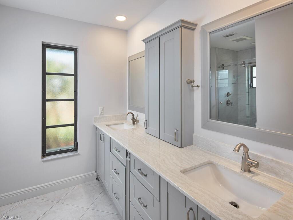 213 Bay Meadows Drive Naples, FL 34113 - Photo 15 of 27