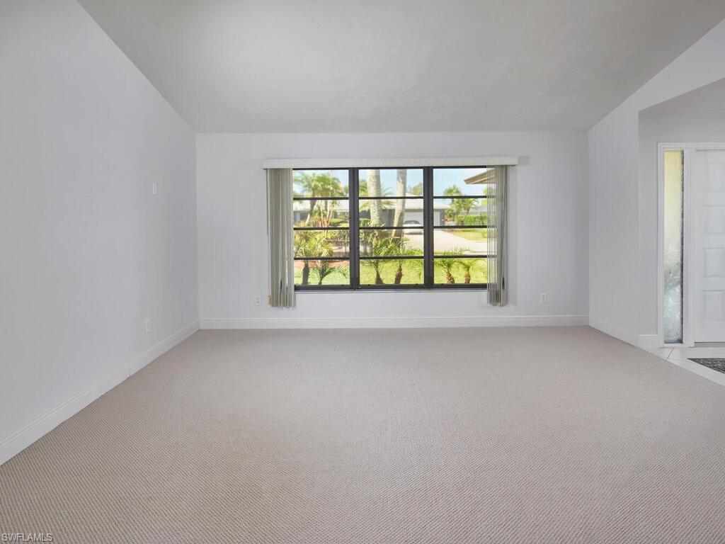 213 Bay Meadows Drive Naples, FL 34113 - Photo 5 of 27