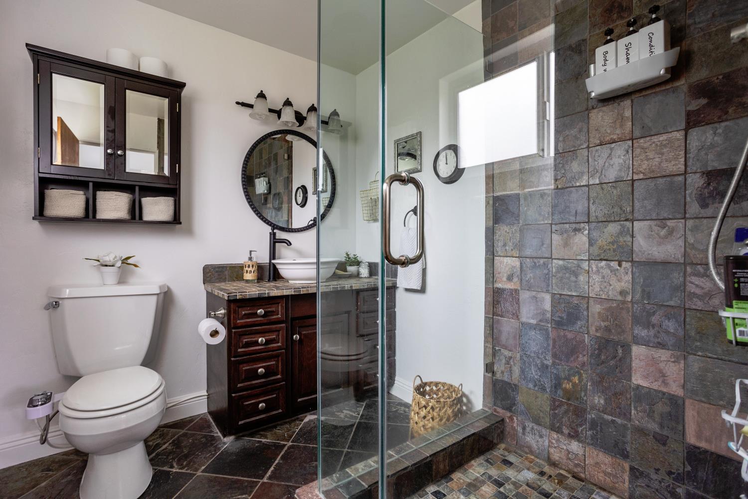 2001 Enslen Avenue Modesto, CA 95350 - Photo 15 of 33