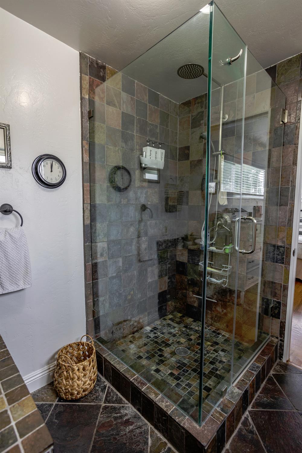 2001 Enslen Avenue Modesto, CA 95350 - Photo 17 of 33