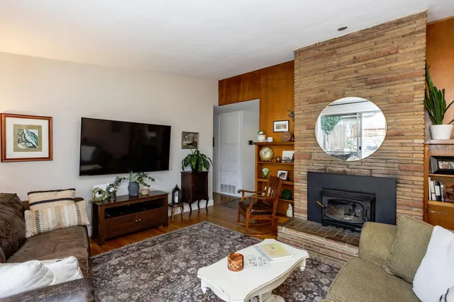 $515,000 | 2001 Enslen Avenue, Modesto, CA 95350