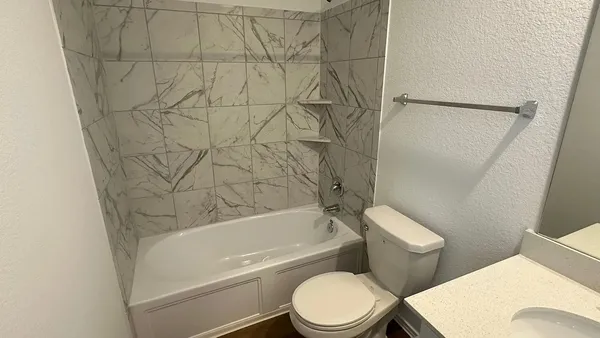 $2,250 | 121 Tofalla, Kyle, TX 78640