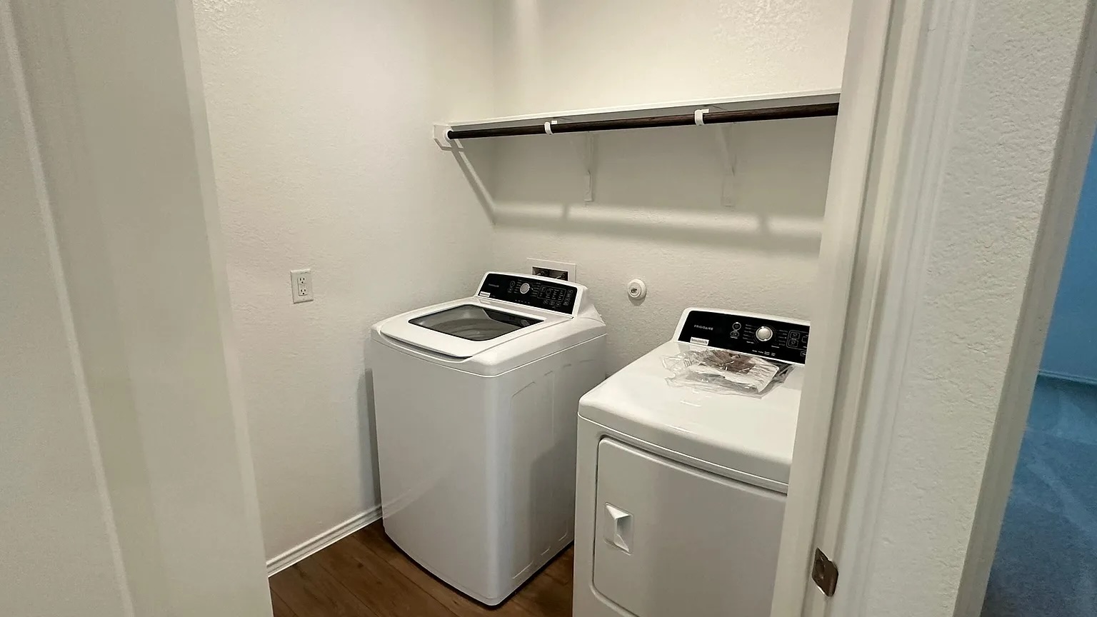 121 Tofalla Kyle, TX 78640 - Photo 27 of 37 a utility room with dryer and washer