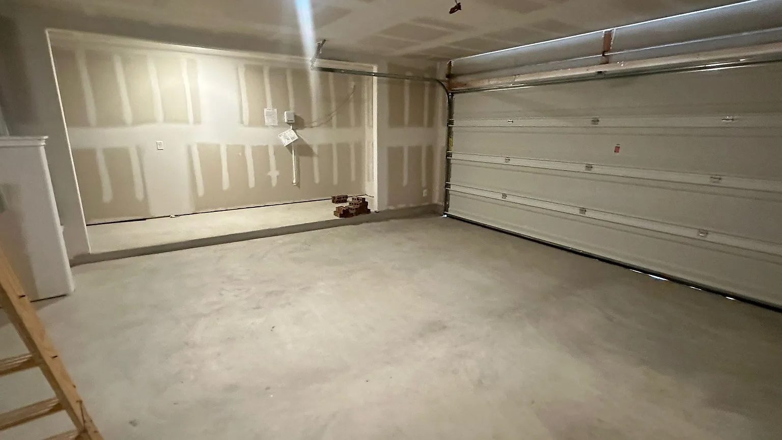 121 Tofalla Kyle, TX 78640 - Photo 29 of 37 a view of an empty room with a window