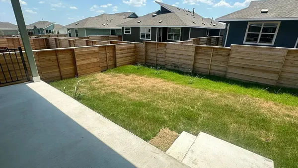 $2,250 | 121 Tofalla, Kyle, TX 78640